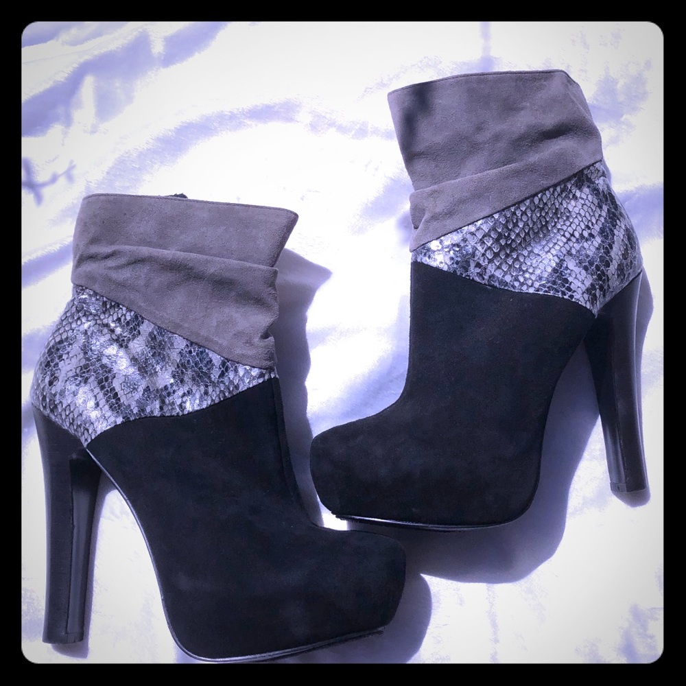 Bakers Heeled Leather Boots